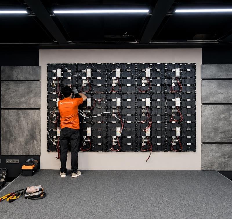 Installation Discrete Et Fiable